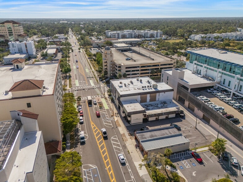 More Photos Of 2070-2074 Ringling Blvd, Sarasota Storefront Retail Office For Lease