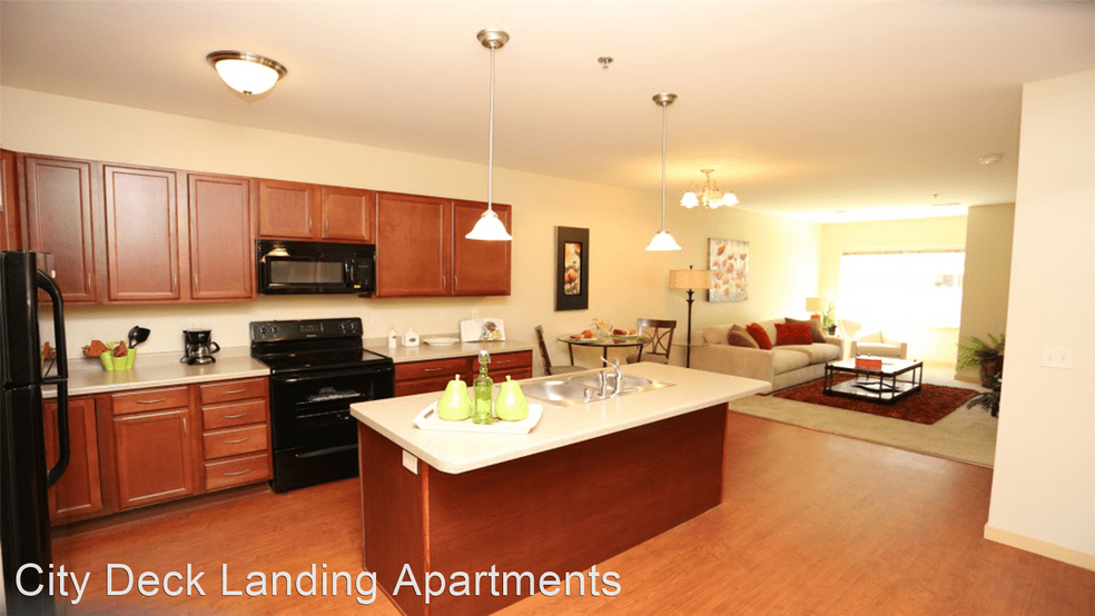 More Photos Of 401 N Washington St, Green Bay Apartments For Sale