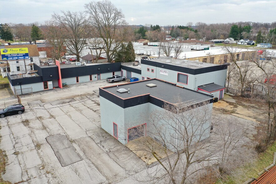 More Photos Of 1050 Triplett Blvd, Akron Warehouse For Sale