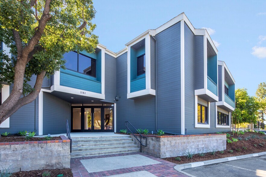 More Photos Of 1161 Parkview Dr, Covina Medical For Sale