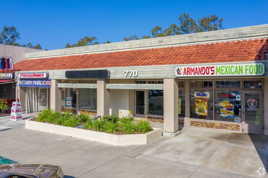 More Photos Of 710-790 Sycamore Ave, Vista Unknown For Lease