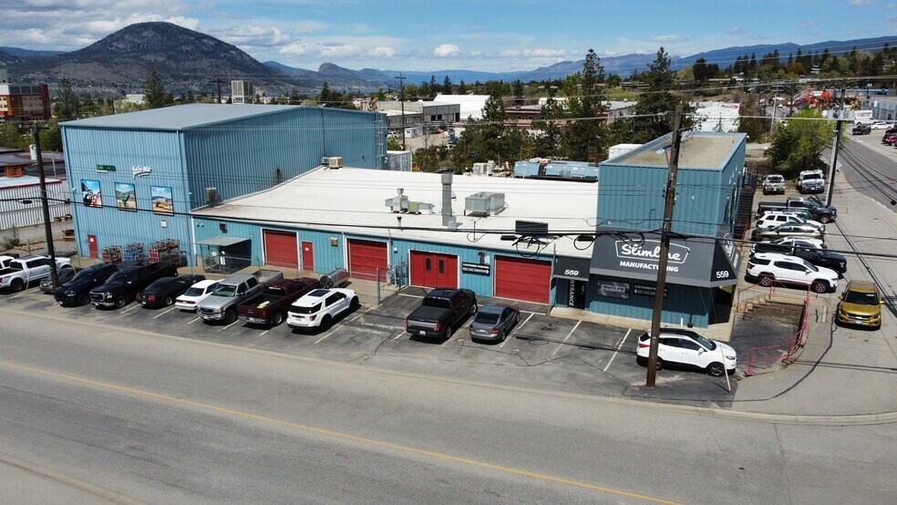 More Photos Of 559 Okanagan Av E, Penticton Manufacturing For Sale