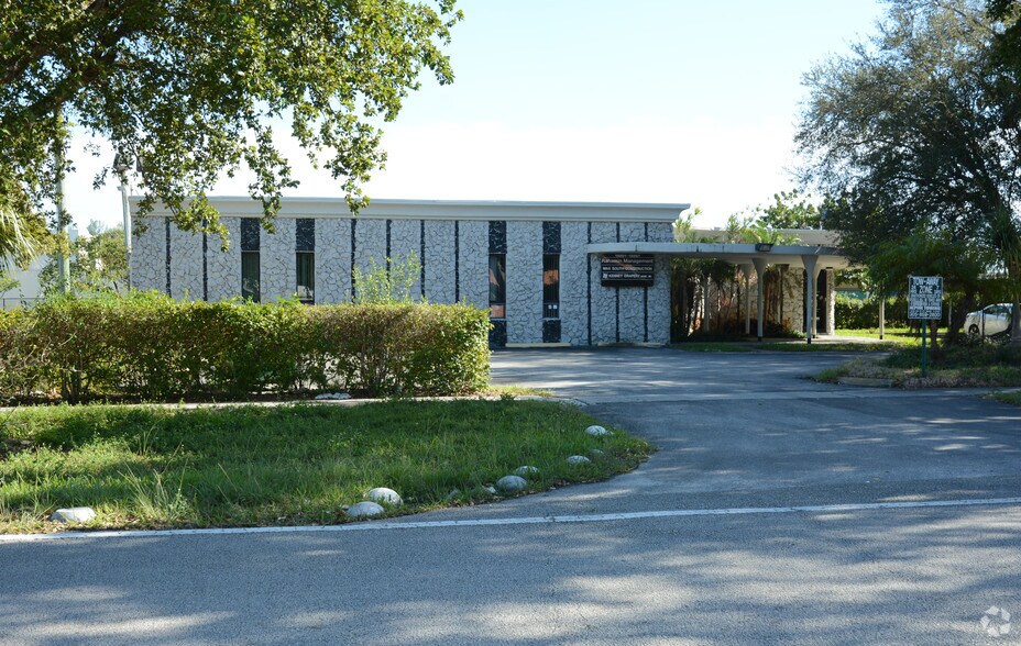 Primary Photo Of 13201-13207 NE 16th Ave, North Miami Office For Lease