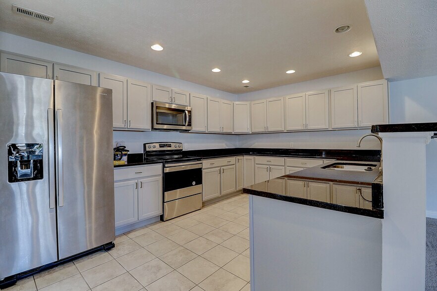 More Photos Of , Indianapolis Multifamily For Sale