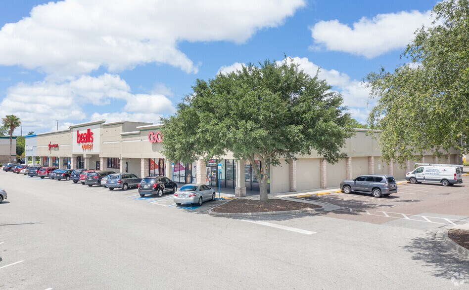 More Photos Of 900 Dunn Ave, Jacksonville Unknown For Lease