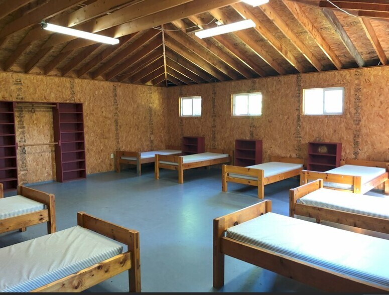 More Photos Of 232 White Oak Rd, Elizaville Specialty For Sale