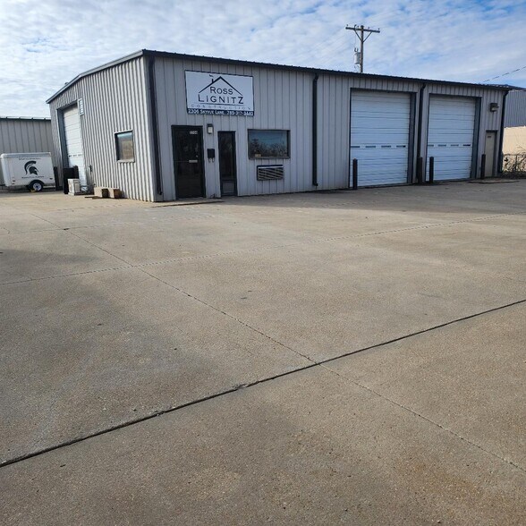 More Photos Of 2306 Skyvue Ln, Manhattan Industrial For Lease
