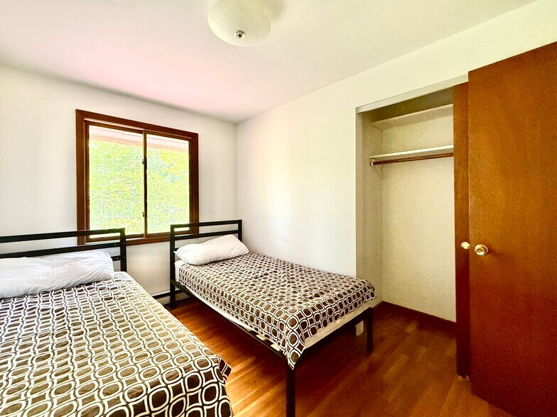 More Photos Of 5085 Route 23A, Haines Falls Flex For Sale
