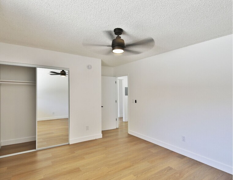 More Photos Of 26674 Ward St, Highland Apartments For Sale