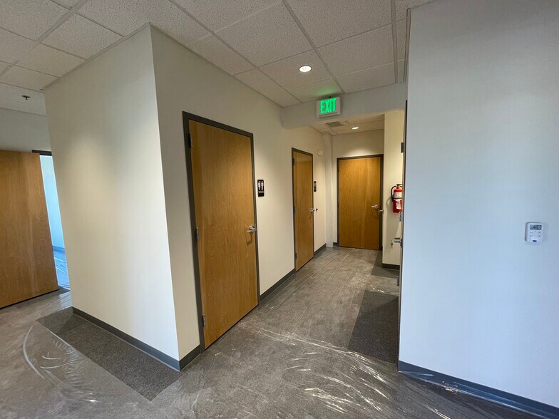 More Photos Of 6333 S Racine Cir, Centennial Light Distribution For Lease