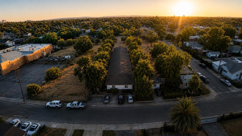 More Photos Of 2749 Fairfield St, Sacramento Apartments For Sale