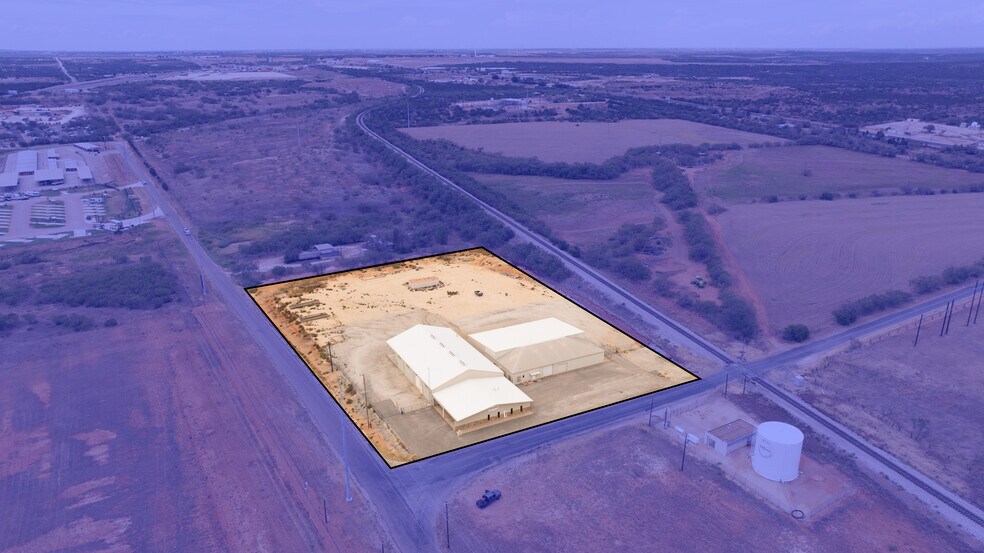 More Photos Of 110 CR 141, Sweetwater Warehouse For Sale