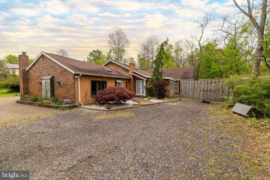 More Photos Of 271 Old Croton Rd, Flemington Multifamily For Sale
