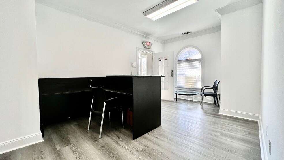 More Photos Of 4080 McGinnis Ferry Rd, Alpharetta Office For Lease