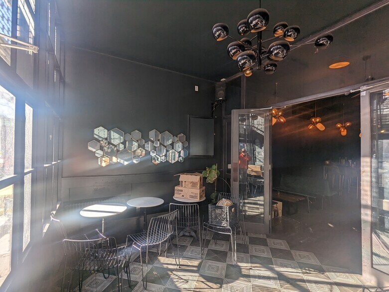 More Photos Of 581 Myrtle Ave, Brooklyn Restaurant For Lease