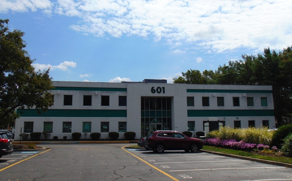 More Photos Of 601 Route 37 W, Toms River Office For Sale