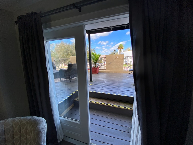 More Photos Of 215 S Woodland Blvd, Deland Hotel For Sale
