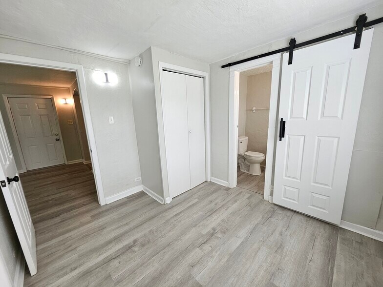 More Photos Of 207 Branch Ln, Knoxville Apartments For Sale