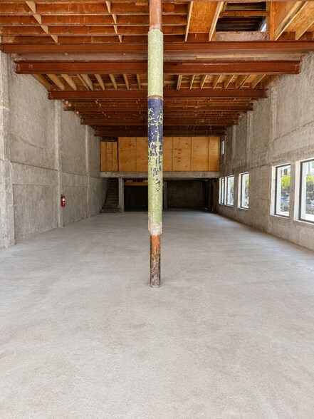 More Photos Of 2814 Collins Ave, Miami Beach Apartments For Lease