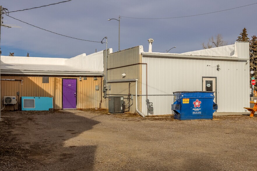 More Photos Of 426 Central Ave, Fairfield Storefront For Sale