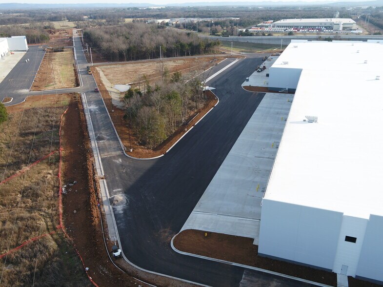 More Photos Of 315 W Rutherford Blvd, Murfreesboro Unknown For Lease