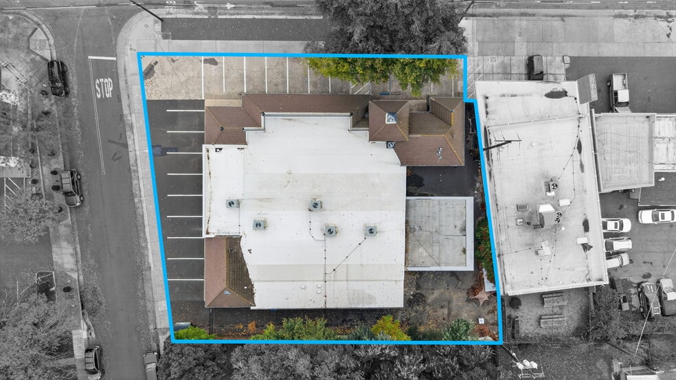 More Photos Of 1113 Castro Way, Sacramento Office For Sale