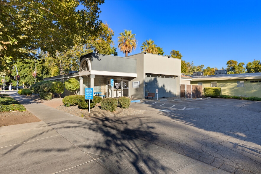 More Photos Of 1665 Esplanade Rd, Chico Medical For Lease