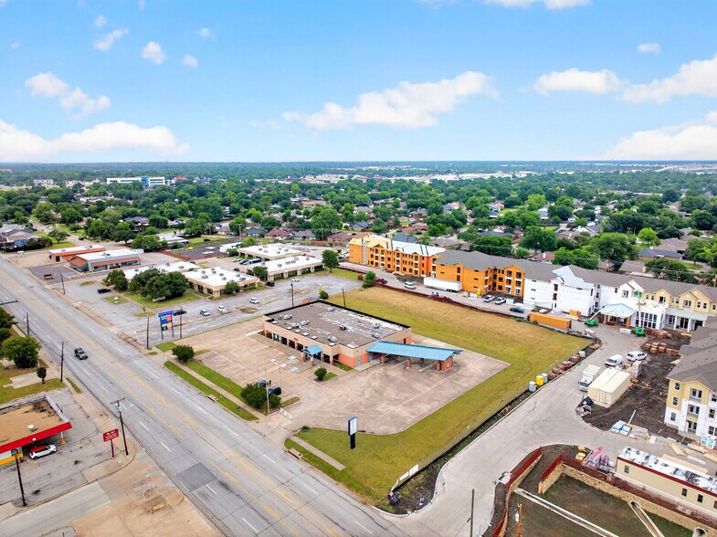 More Photos Of 2920 Motley Dr, Mesquite Medical For Lease