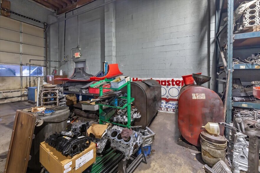 More Photos Of 263 US Highway 46, Saddle Brook Auto Repair For Sale