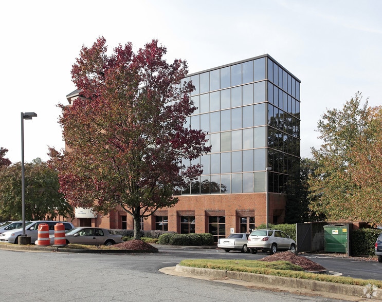 More Photos Of 2265 Roswell Rd, Marietta Office For Lease
