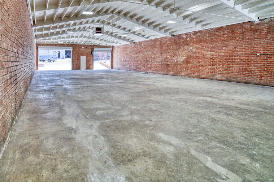More Photos Of 138 Sheldon St, El Segundo Warehouse For Lease