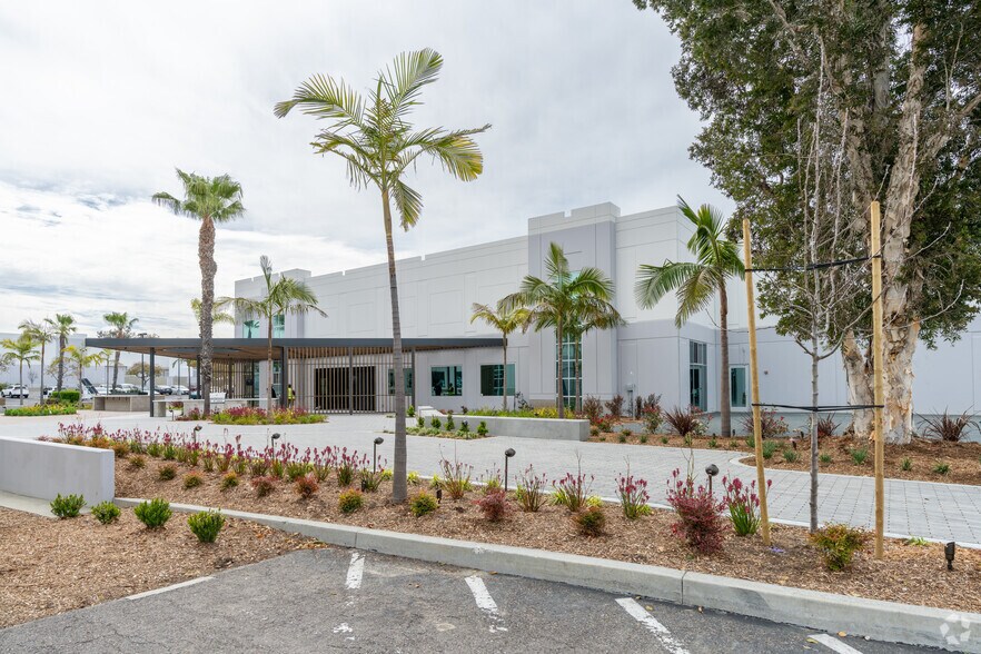 More Photos Of 6215 El Camino Real, Carlsbad Light Manufacturing For Sale
