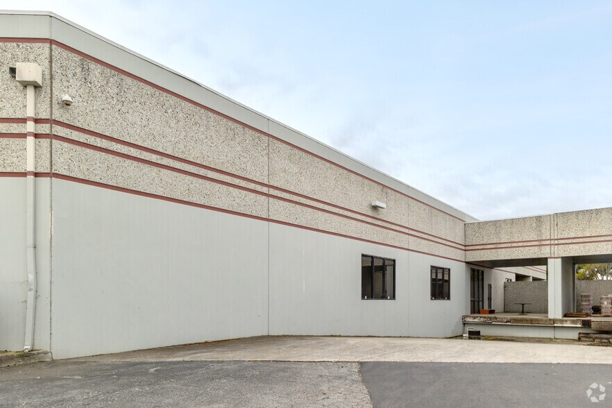 More Photos Of 2040 Ringwood Ave, San Jose Light Manufacturing For Sale