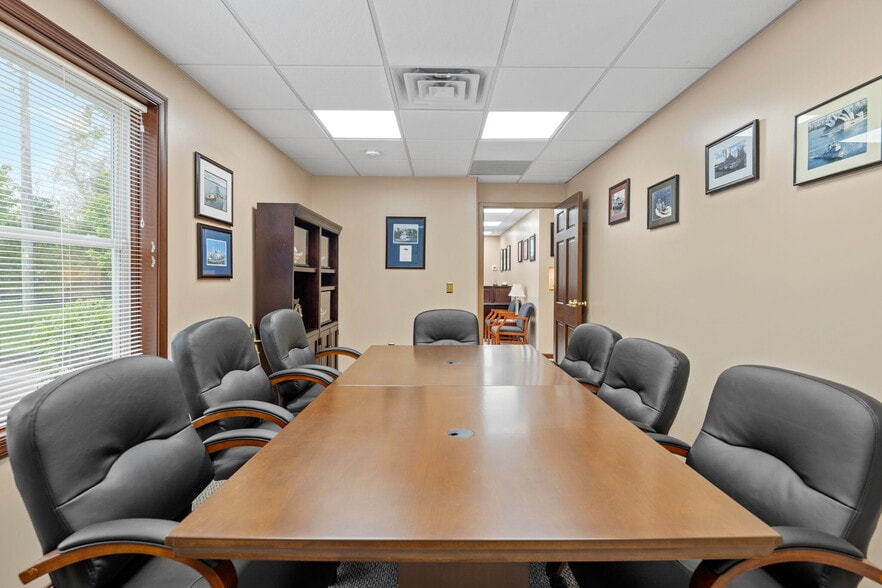 More Photos Of 30 Bolton Ln, West Creek Light Distribution For Sale