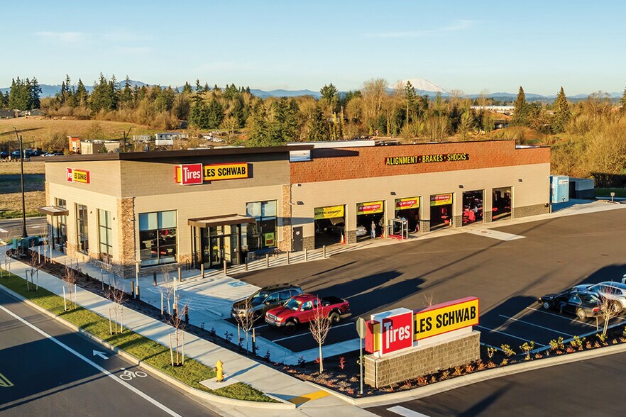 More Photos Of 4801 S 3rd Way, Ridgefield Auto Repair For Sale