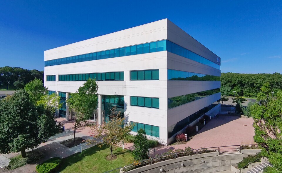 Primary Photo Of 878 Veterans Memorial Hwy, Hauppauge Office For Lease