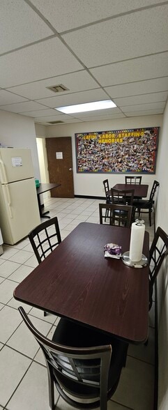 More Photos Of 4917 South Blvd, Charlotte Medical For Lease