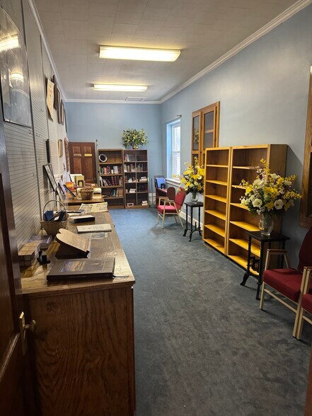 More Photos Of 177 Chestnut St, Trion Specialty For Sale