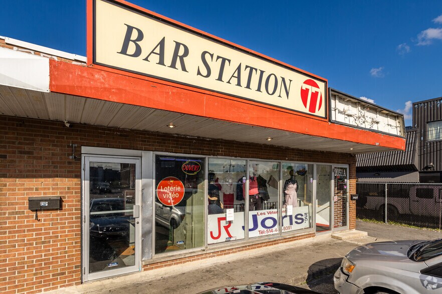 More Photos Of 2063-2079 Rue Thierry, Lasalle Storefront For Sale
