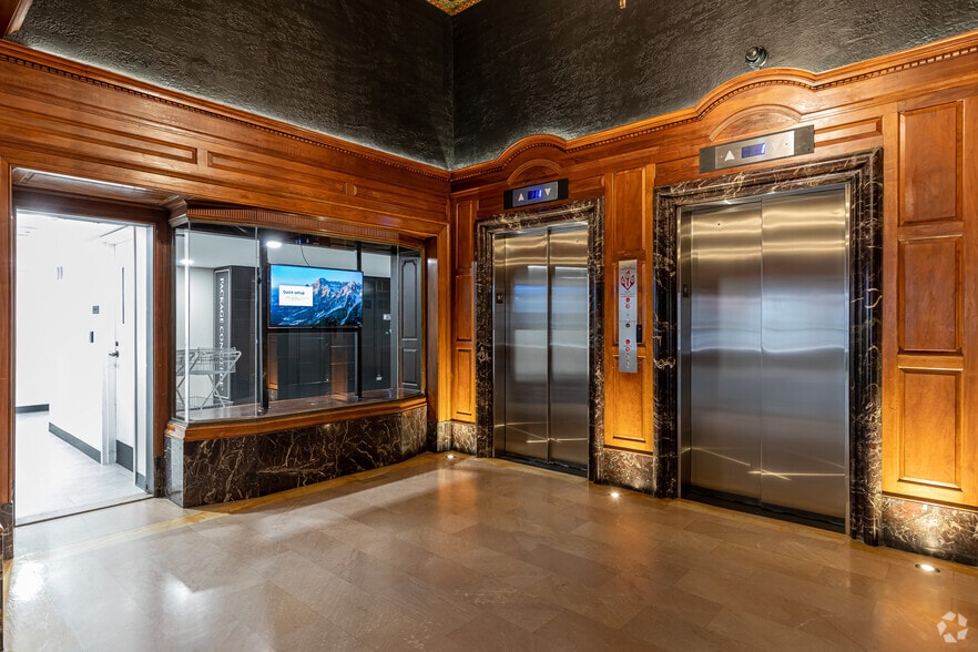 More Photos Of 99 Pratt St, Hartford Apartments For Lease