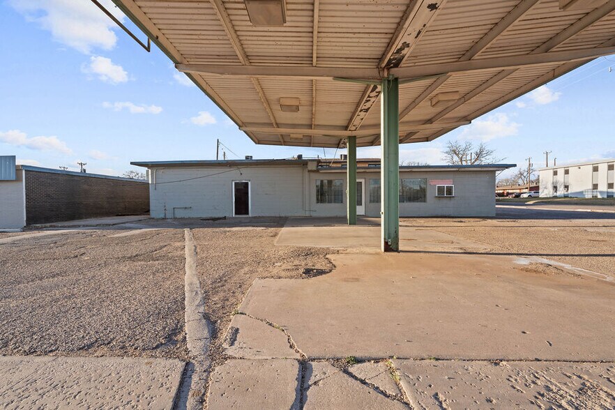 More Photos Of 2167 50th St, Lubbock Fast Food For Sale