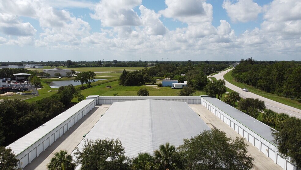 Primary Photo Of 3100 43rd Ave, Vero Beach Self Storage For Lease