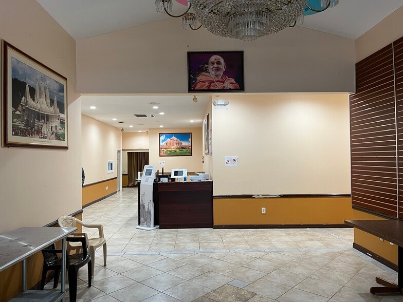 More Photos Of 4166 Lower Saucon Rd, Hellertown Specialty For Sale