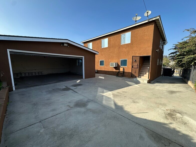 More Photos Of ,  Unknown For Sale