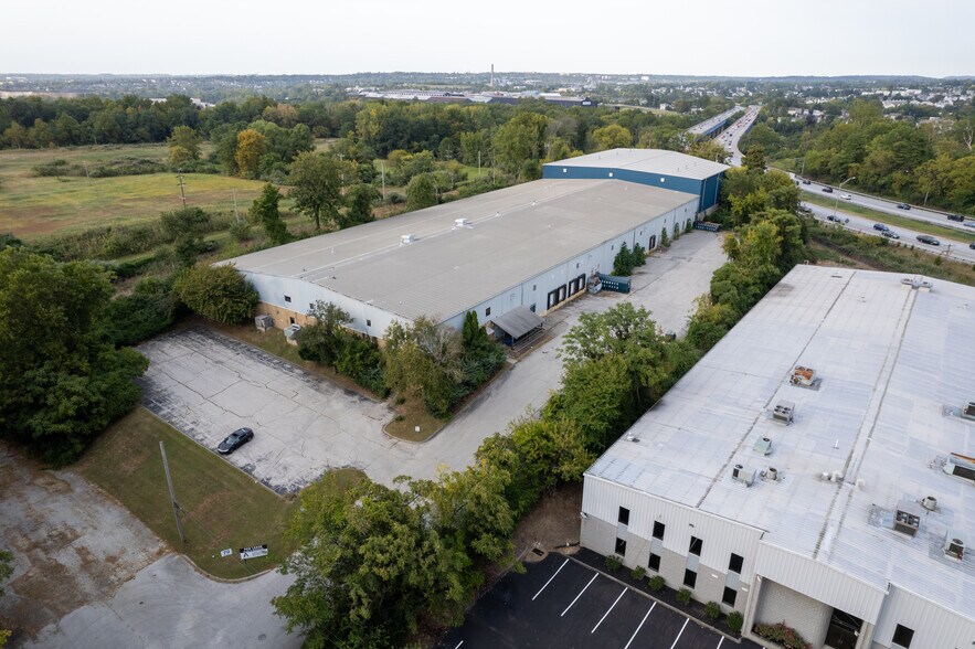 More Photos Of 70 Portland Rd, West Conshohocken Warehouse For Lease