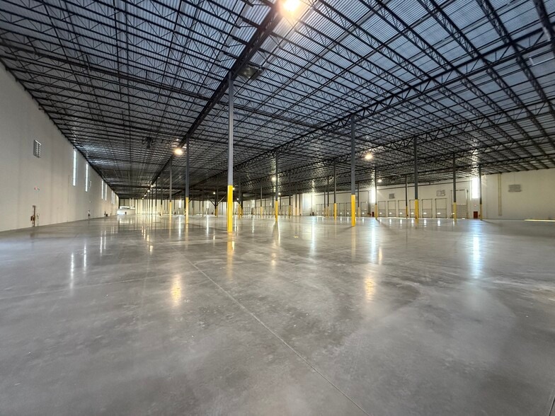 More Photos Of 201 Tabor Rd, Morris Plains Unknown For Lease