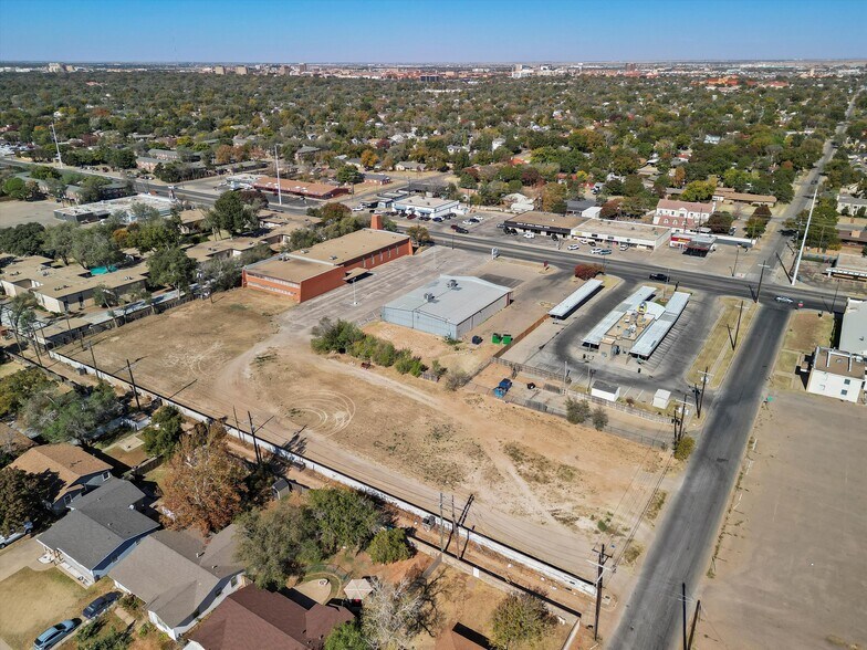 More Photos Of 1911 34th St, Lubbock Specialty For Sale