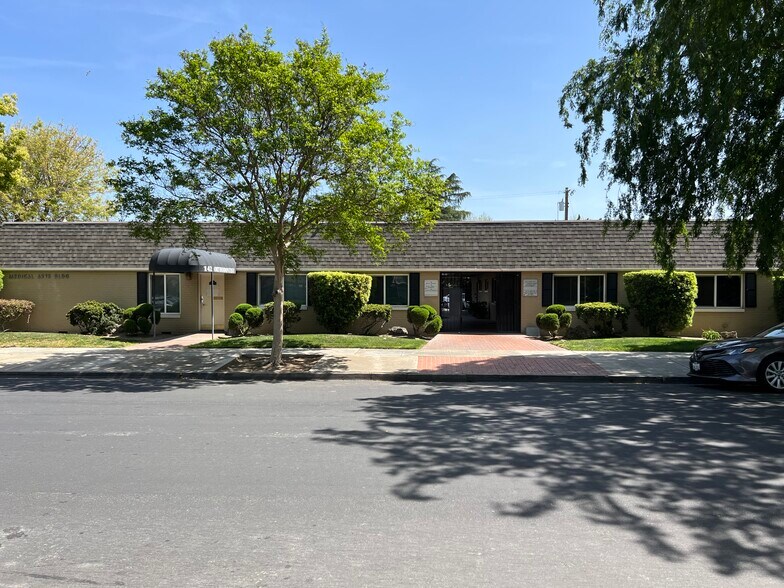 Primary Photo Of 142 N Grant Ave, Manteca Medical For Lease