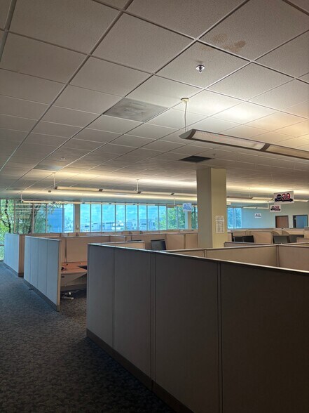 More Photos Of 8055 N Highway 67, Texarkana Office For Sale