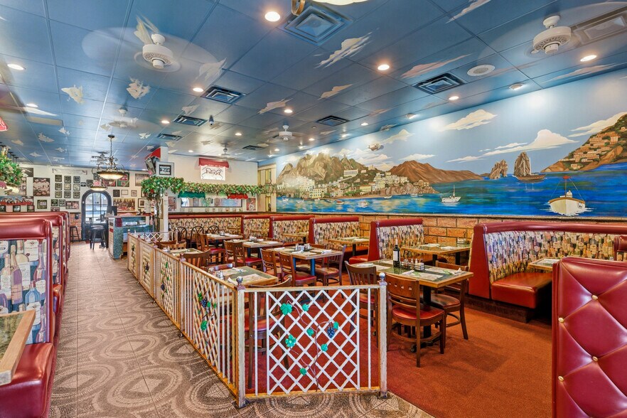 More Photos Of 73155 Highway 111, Palm Desert Restaurant For Sale